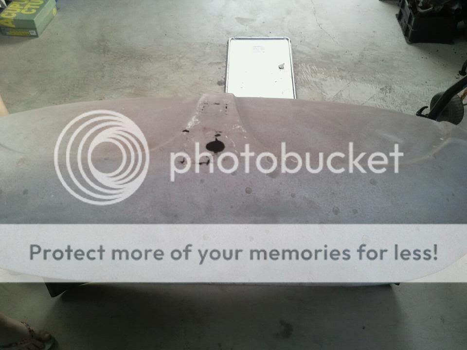 http://i584.photobucket.com/albums/ss283/psirx7/bonnet5.jpg