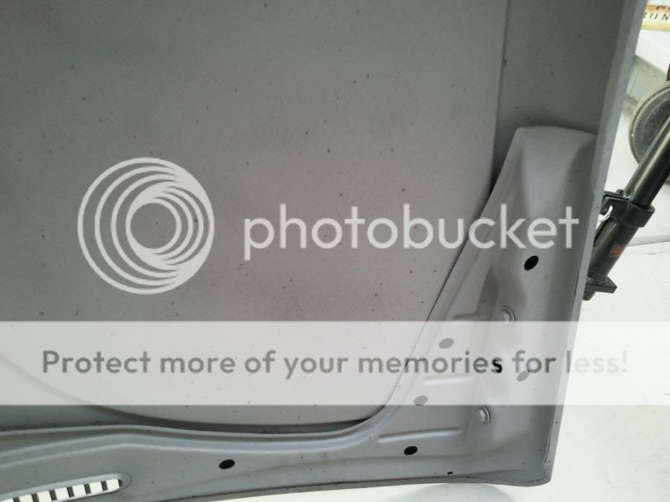 http://i584.photobucket.com/albums/ss283/psirx7/bonnet7.jpg
