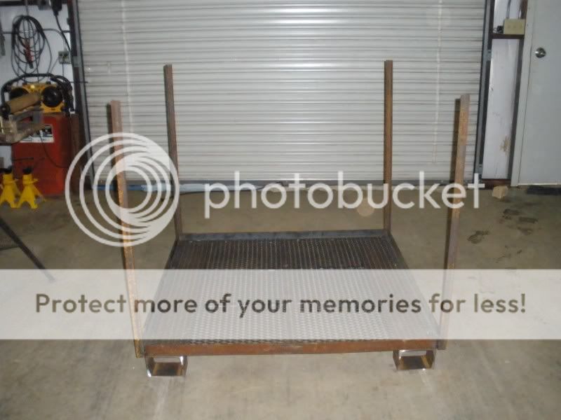 Flooronandposts800x600.jpg