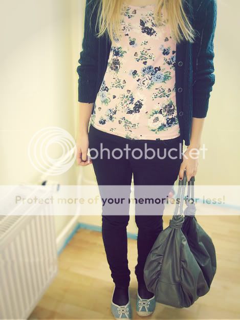 http://i584.photobucket.com/albums/ss285/thirdtimesalaw/aaa.jpg?t=1238316830