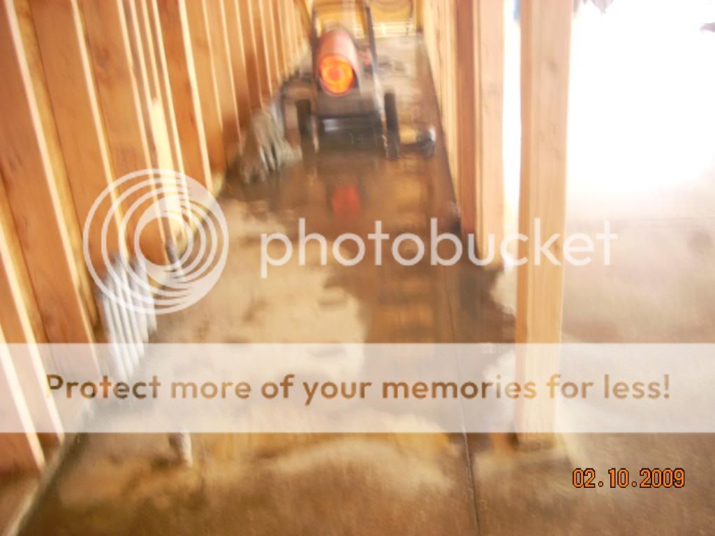 an Overview Of Spring Concrete Floor Polishing In The Quad Cities